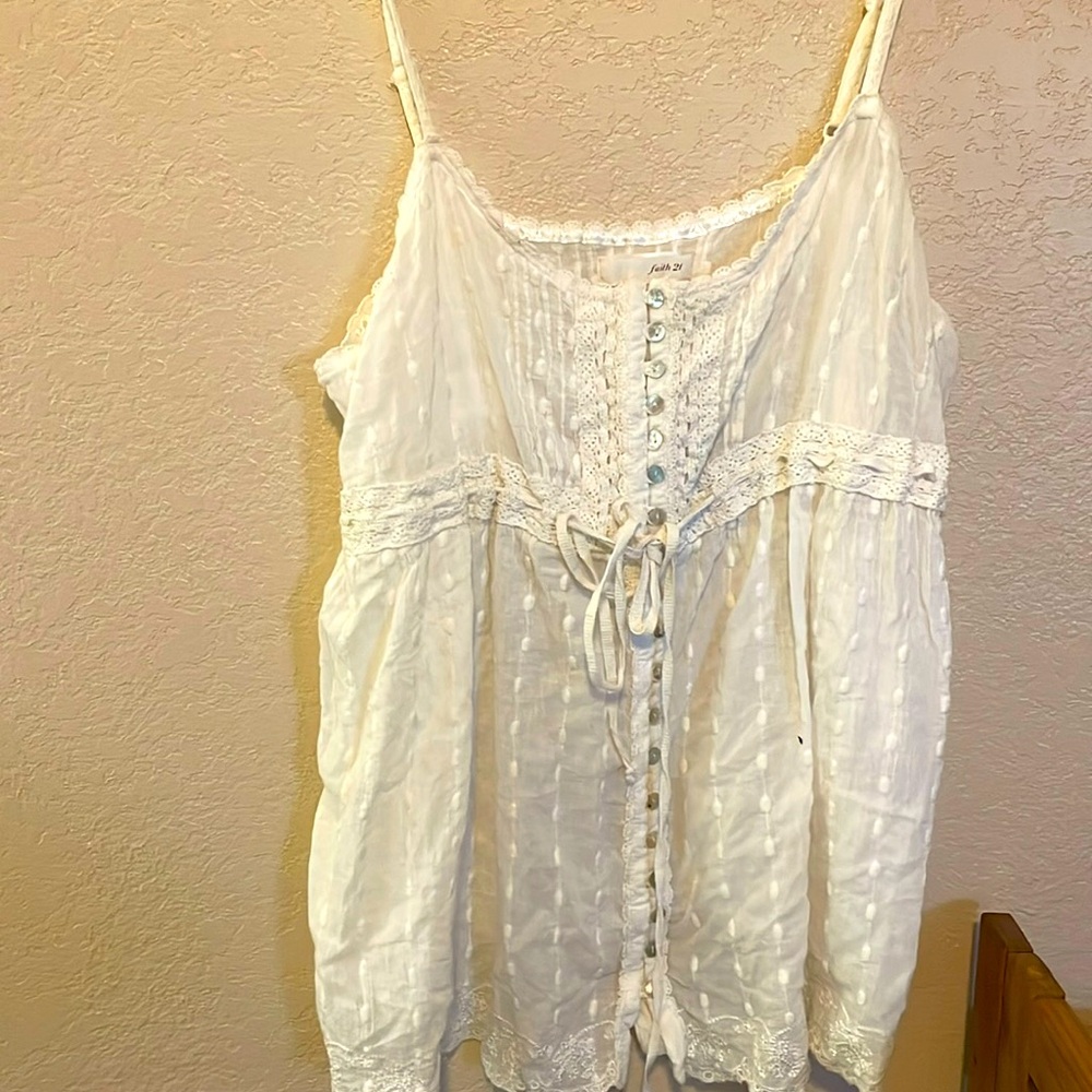 White lace tank
